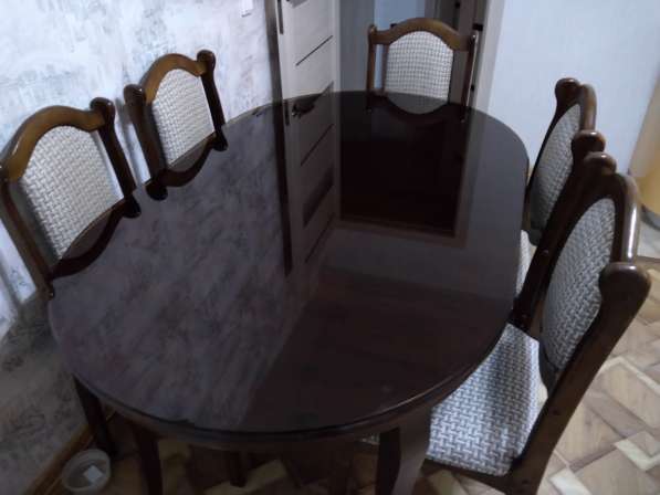 Кухонный стол, стулья, стекло на стол в Краснодаре