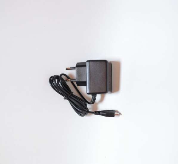 Новый Philips E207 Xenium (оригинал, комплект) в Москве