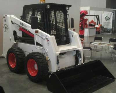 погрузчик BOBCAT 530