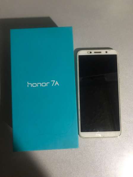 Телефон б/у-2000 р в Москве