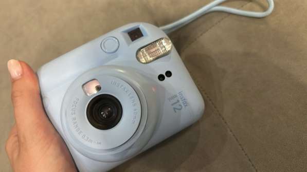 Продам Instaxs mini 12