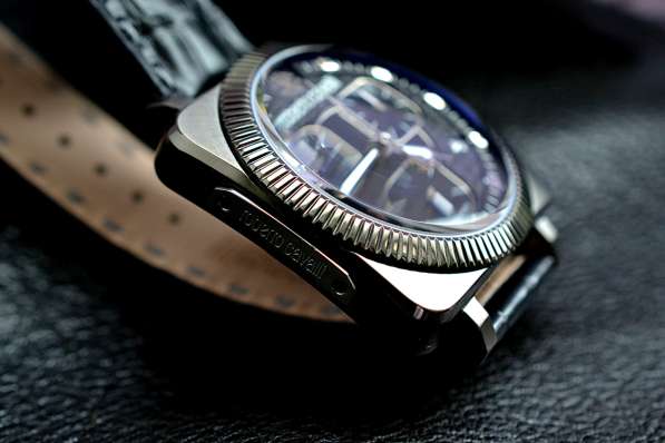 Модные часы Roberto Cavalli Swiss Made на крокодиле в Рязани фото 7