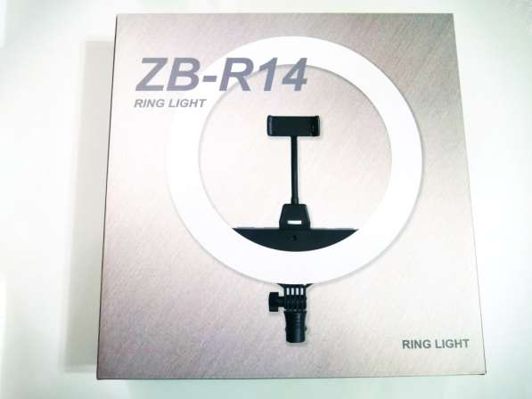 Кольцевая LED лампа ZB-R14 35см 220V 3 крепл. тел. + пульт в фото 8