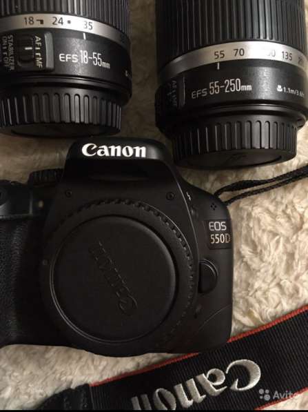 Зеркальный фотоаппарат Canon EOS 550d + 2 объектива