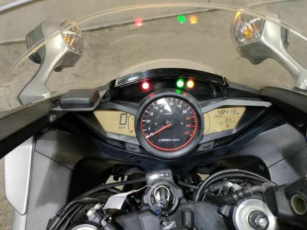 Мотоцикл Honda VFR1200F DCT рама SC63 модификация спорт-тур в Москве