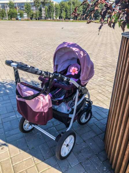 Продам коляску для новорождённых 2 в 1 в Красноярске фото 3