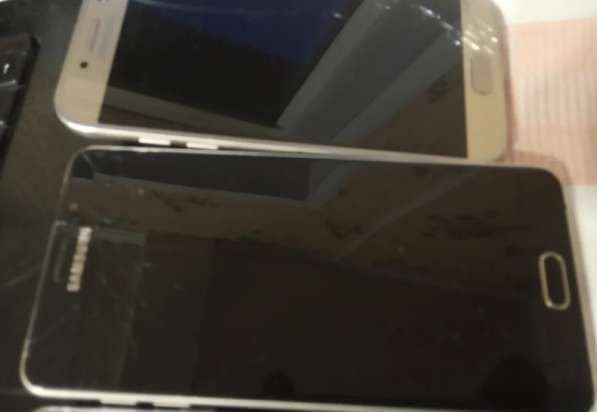 Телефоны Samsung на запчасти разбор 5 штук битые дисплеи в фото 4