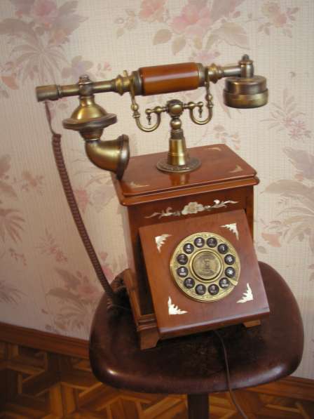 Оригинальный телефон