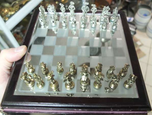 Шахматы оловянные, серебряного и золотого цвета, с доской ​​ в Ставрополе фото 5