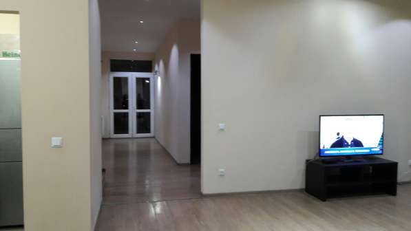Сдается 5 комнатная квартира в центре Тбилиси в фото 12