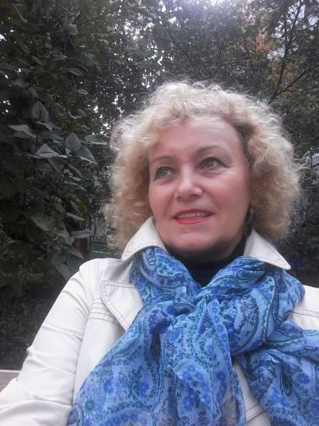 Татьяна, 59 лет, хочет пообщаться