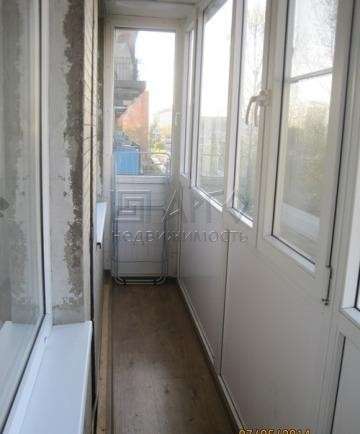 Сдам однокомнатную квартиру в Санкт-Петербурге. Жилая площадь 38 кв.м. Этаж 6. Есть балкон.