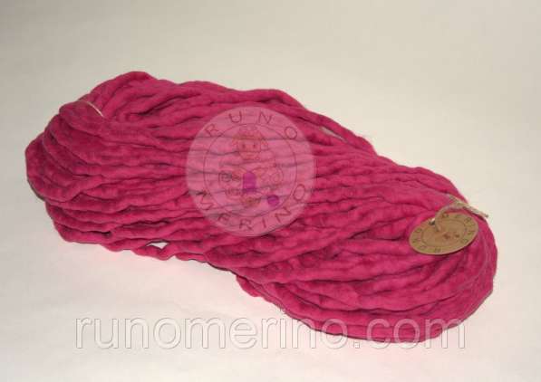 Толстая пряжа ручного прядения цвет №5 ФУКСИЯ в фото 7