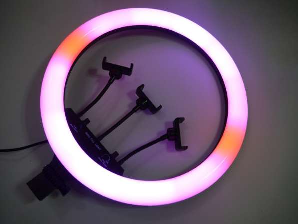 Кольцевая LED лампа RGB MJ18 45см 220V 3 крепл. тел + пульт в фото 12