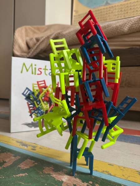 Конструктор из стульев для детей