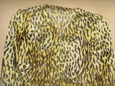 Блузка из леопардовой ткани Раз 46 в Москве фото 3
