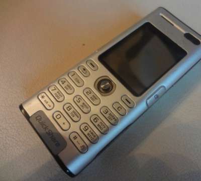 сотовый телефон Sony-Ericsson K600i