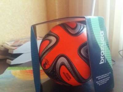 Оригинальный мяч Adidas Brazuca 2014 Adidas Brazuca 2014 в Челябинске