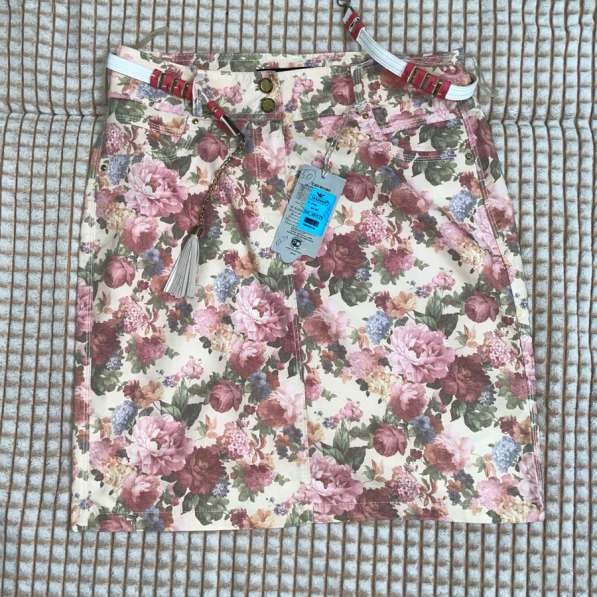 Юбка с биркой новая