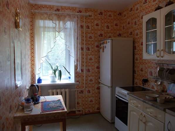 Продаю 2-комнатную квартиру в центре города в Тюмени фото 4