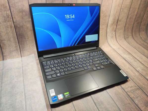 Ноутбук Lenovo IdeaPad Gaming 3 15IMH05