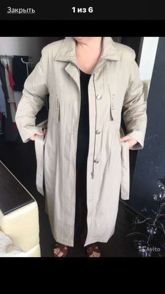 Плащ женский бежевый