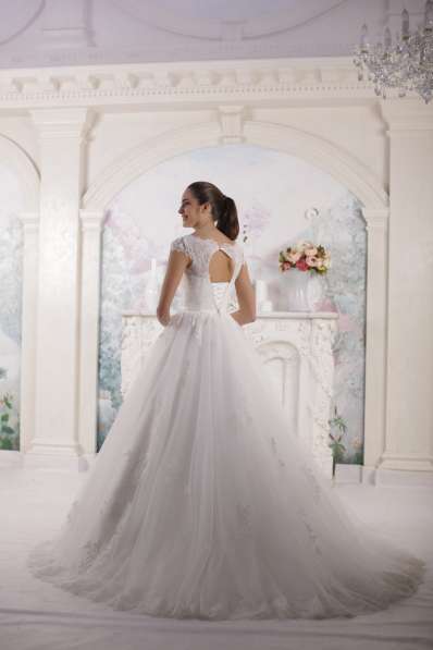 Продам счастливое свадебное платье! в Симферополе фото 3