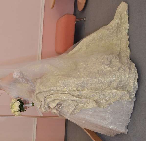 Продам Свадебное платье в Старом Осколе фото 3