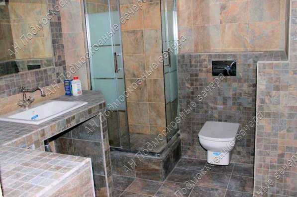 Продам коттедж в Москва.Жилая площадь 200 кв.м.Есть Канализация, Электричество. в Москве фото 125