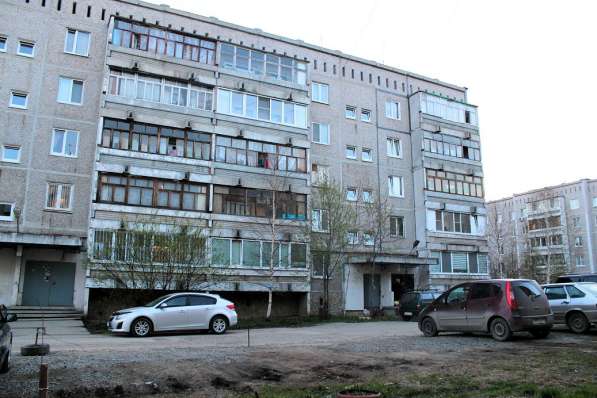 Чермет, Симферопольская, 37, 2-к. квартира 52 м2 в Екатеринбурге