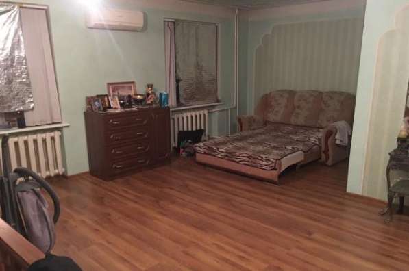 Продам многомнатную квартиру в Краснодар.Жилая площадь 118 кв.м.Этаж 10.Дом кирпичный.