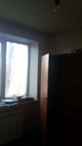 Продается 3-х комнатная квартира в центре Енакиево в фото 8