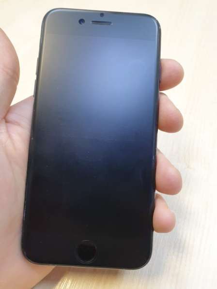 IPhone 7 jet black 128Gb