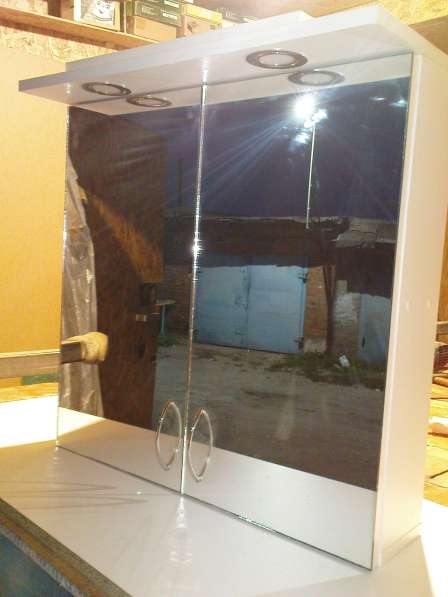 Шкафчики с зеркалом для ванной комнаты от 1000 грн в фото 18