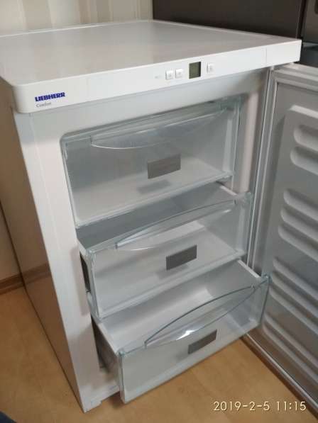 Морозильный шкаф 98л в Нижнекамске
