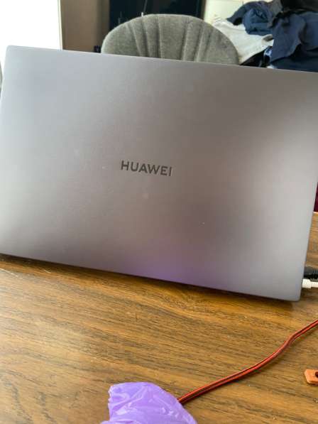 Ноутбук HUAWEI MateBook