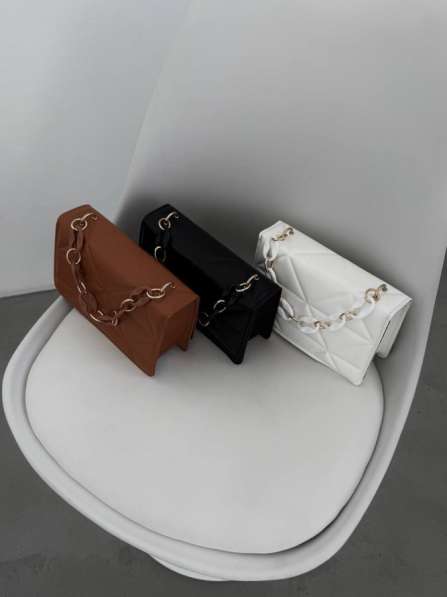 Партия женских сумок в Москве фото 6