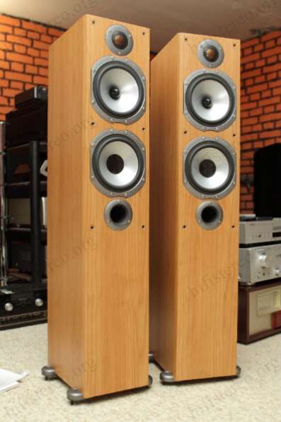 акустика Monitor Audio Bronze BR5