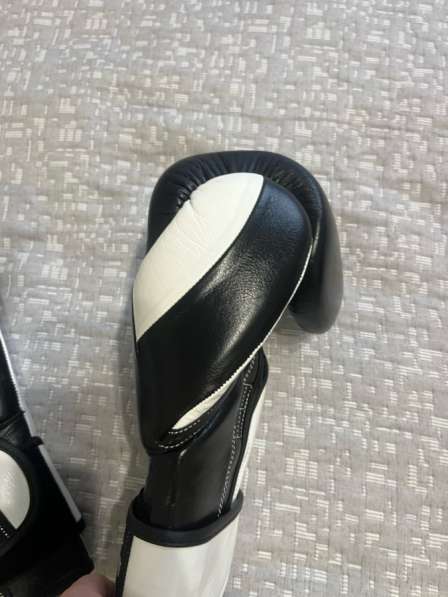 Перчатки боксерские Leaders в Москве