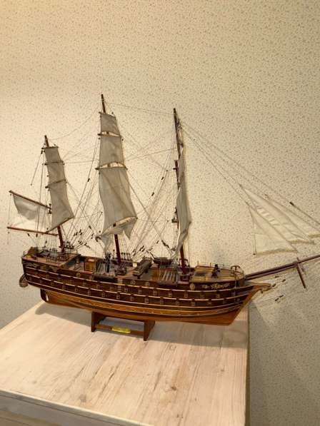 Модель парусного корабля Le Napoleon в Санкт-Петербурге