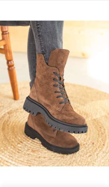 Натуральная замша, ручная работа