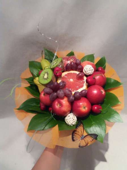 Букеты из фруктов в Оренбурге фото 10