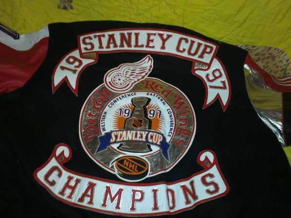1997 Detroit Red Wings Stanley Cup Jacket в Воронеже