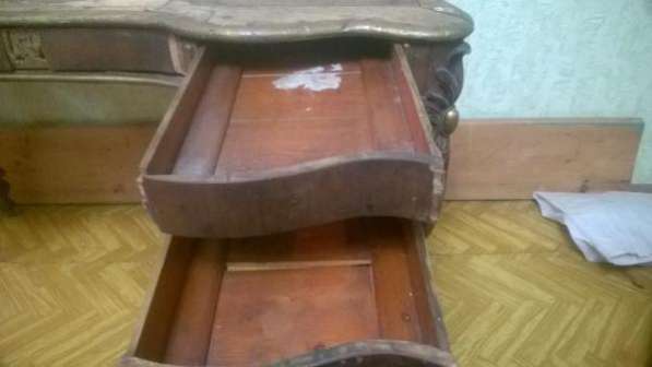 Старинный стол в Москве фото 3