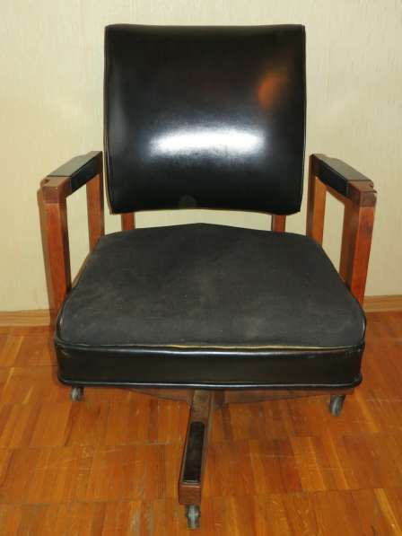 Продам кресло винтажное Gunlocke (USA) в Москве