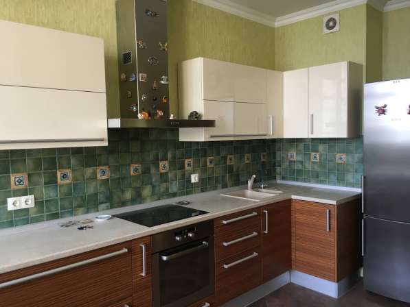Продам 4-х комнатную квартиру в Донецке в фото 9