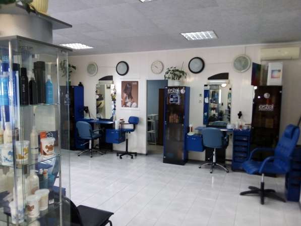 Салон парикмахерская, приглашает мастеров в Москве