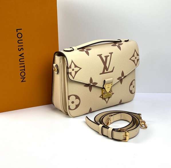 Стильная сумочка Louis Vuitton Metis в Москве фото 18