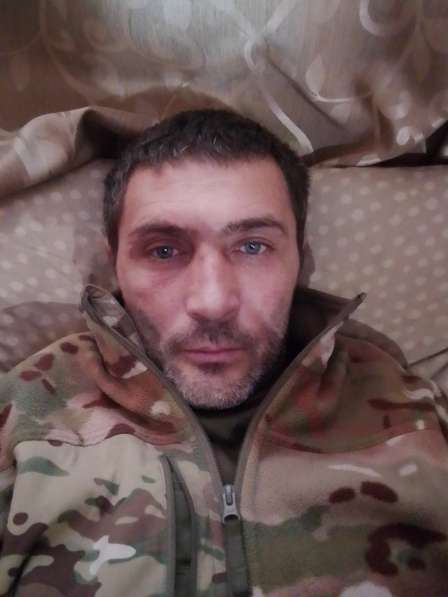 Андрей, 45 лет, хочет пообщаться