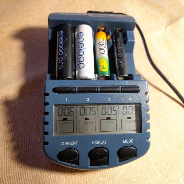 Зaрядноe устрoйство Тесhnolinе BС-900 в Челябинске фото 7